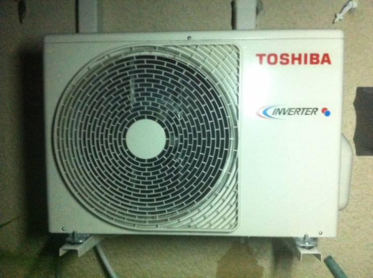 Installation climatisation chauffage TOSHIBA type multisplit à MONTRABE proche de Toulouse